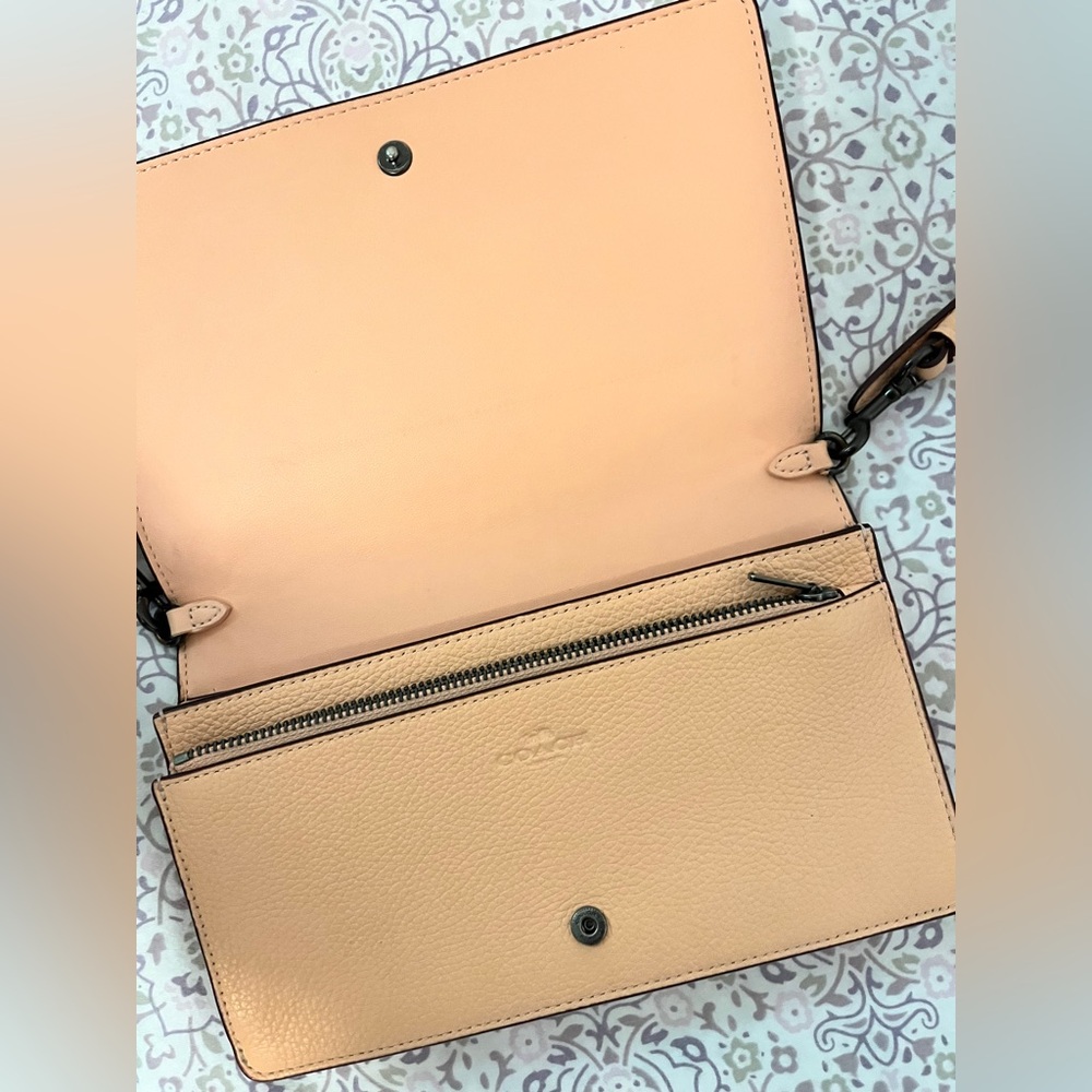 Coach Crossbody Wallet/Bag - Picture 4 of 8